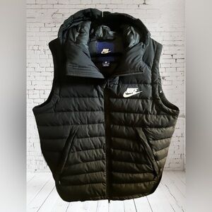 NIKE Sportswear Down Filled Hooded Vest